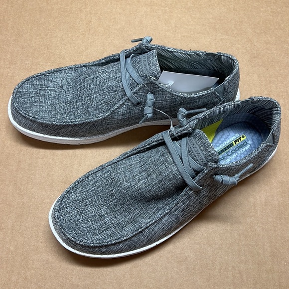NEW - Skechers Men Canvas Slip-On Shoes (Gray) - Picture 2 of 9